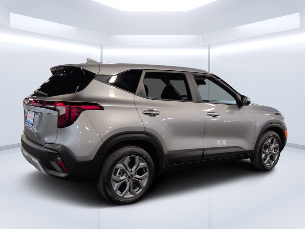 Used 2026 Kia Seltos LX SUV