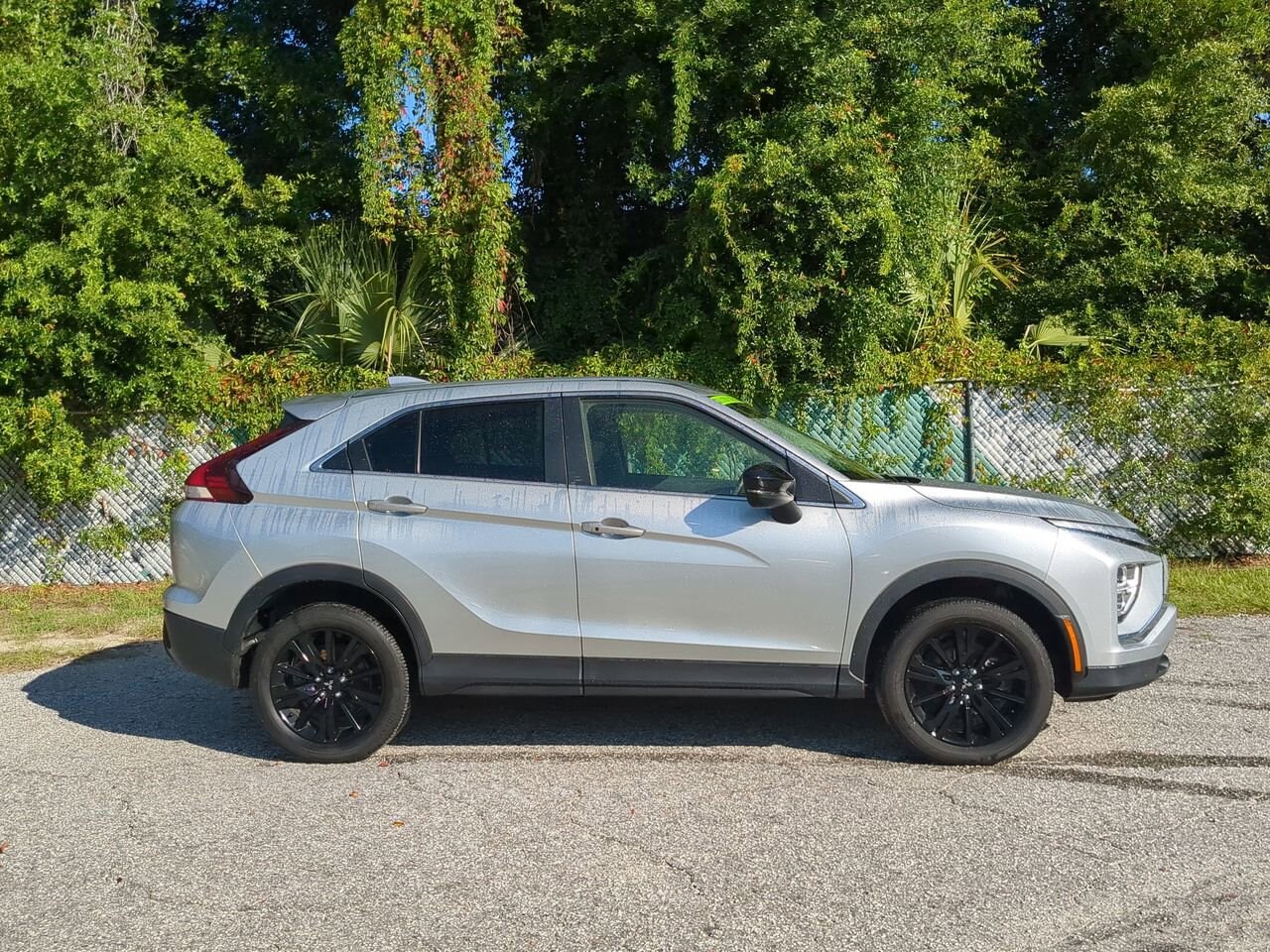 2024 Mitsubishi Eclipse Cross Ralliart photo 3