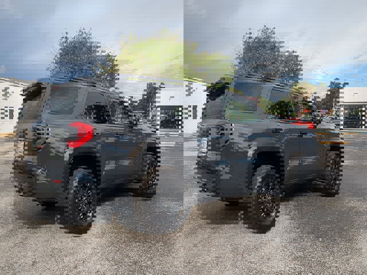 2025 Toyota 4Runner SR5 photo 4