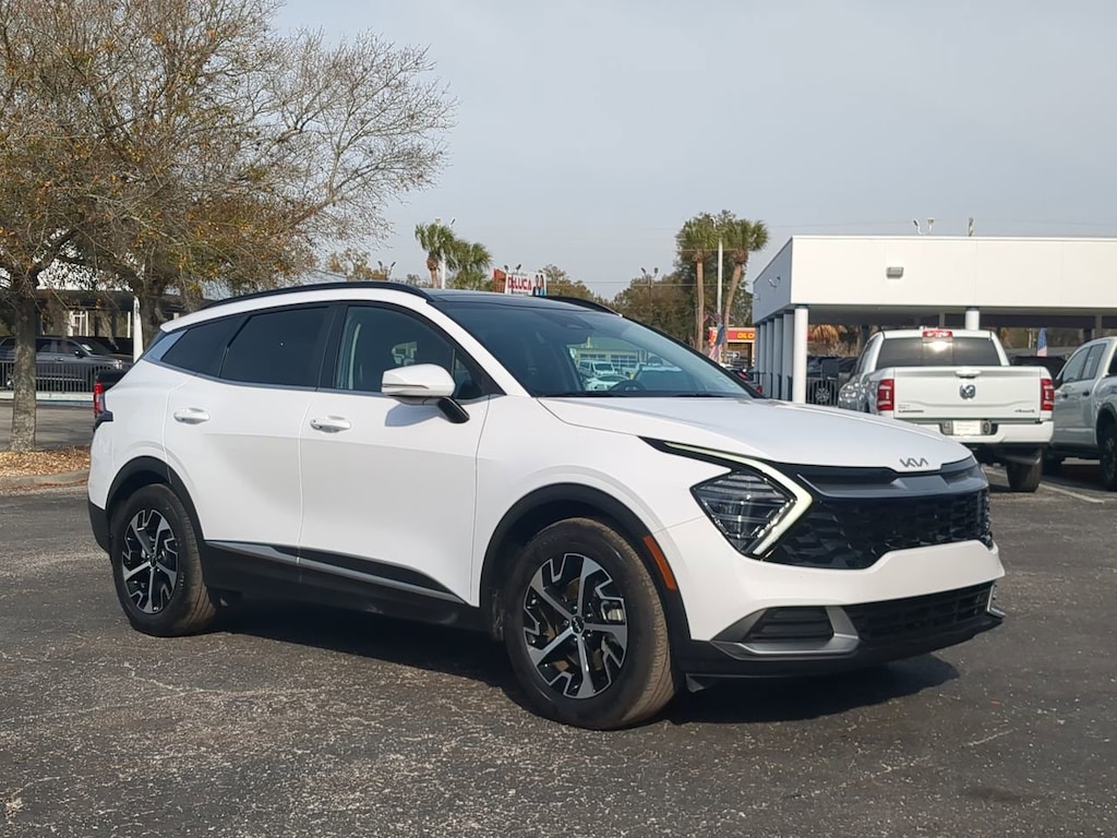 Used 2025 Kia Sportage EX SUV
