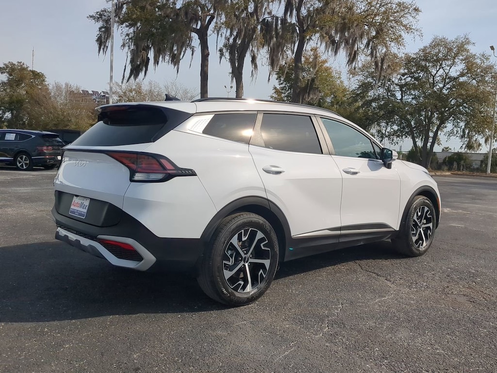 Used 2025 Kia Sportage EX SUV