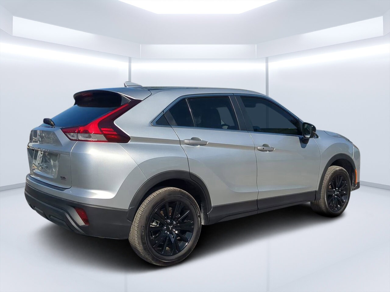 2025 Mitsubishi Eclipse Cross LE Ralliart photo 2