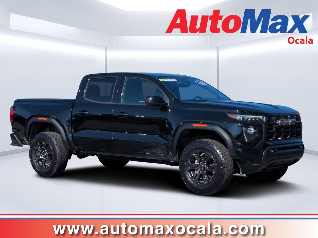 2025 GMC Canyon Elevation 4WD Crew Cab Short Box's photo