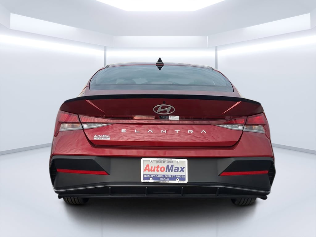 Used 2025 Hyundai Elantra SEL Sport Sedan