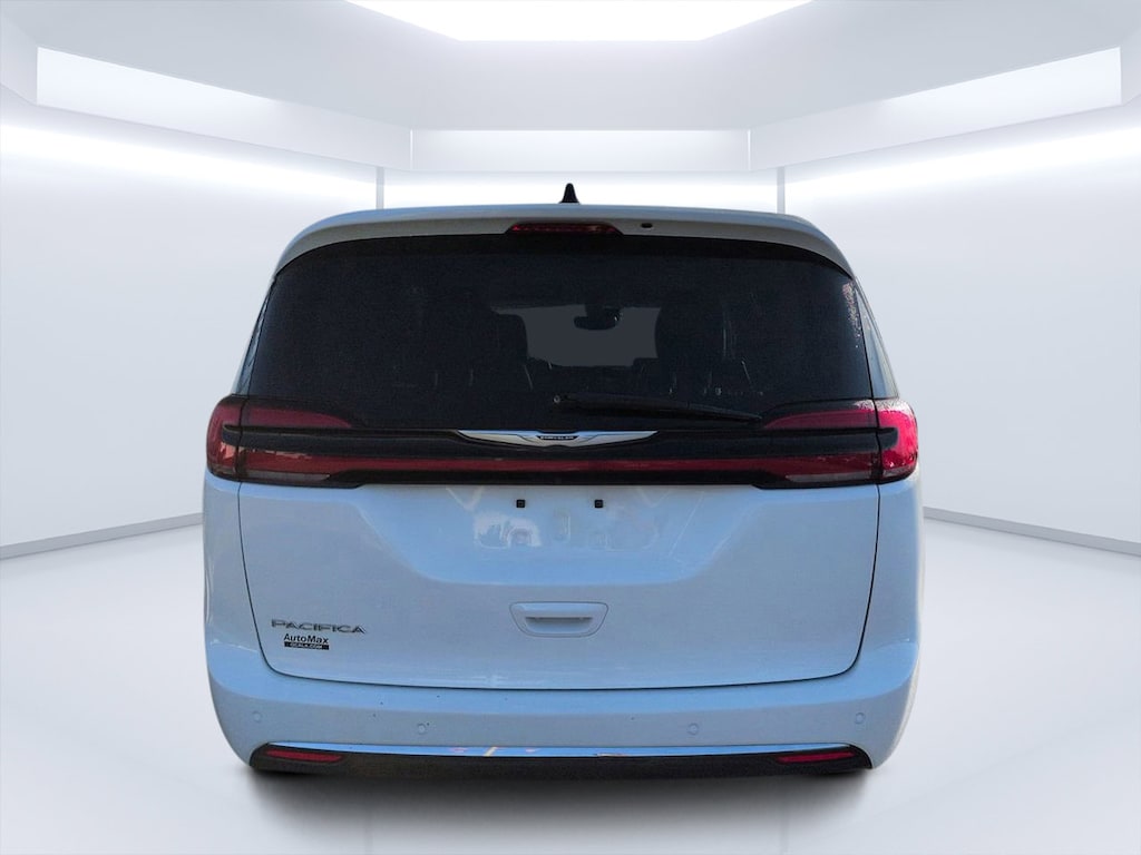Used 2023 Chrysler Pacifica Touring L Van Passenger Van