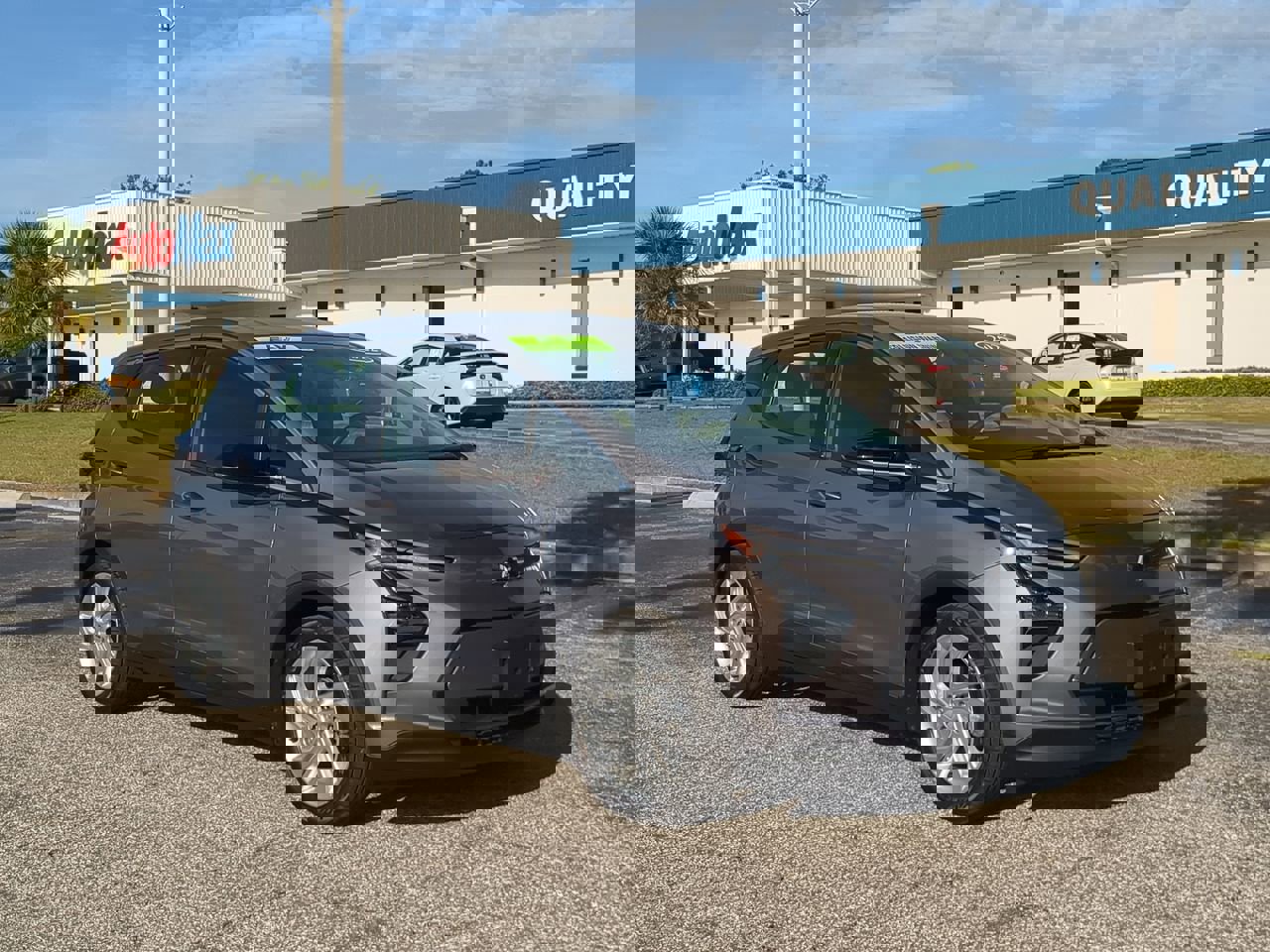 2022 Chevrolet Bolt EV 1LT photo 2