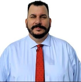 Staff member Scott Dippolito from 8f07e9db68f2