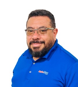 Staff member Ernesto Daboub from ebdfebc0e526
