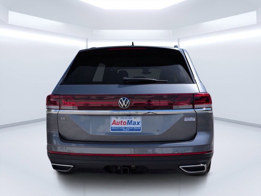 Used 2025 Volkswagen Atlas 2.0T SE w/Technology SUV