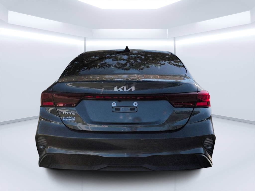 Used 2024 Kia Forte LXS Sedan