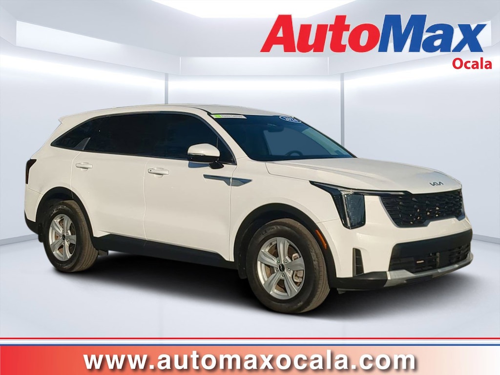 Used 2024 Kia Sorento LX SUV
