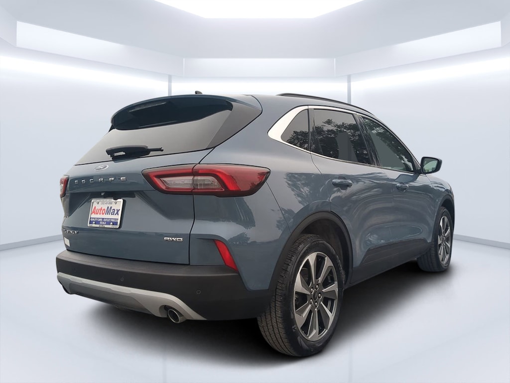 Used 2024 Ford Escape Platinum SUV