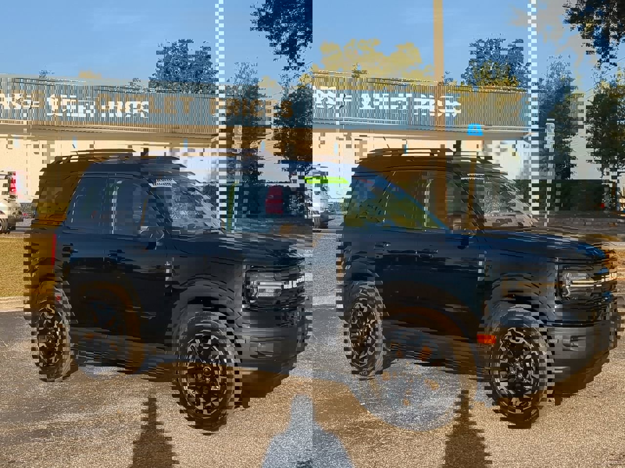 2024 Ford Bronco Sport Outer Banks photo 2