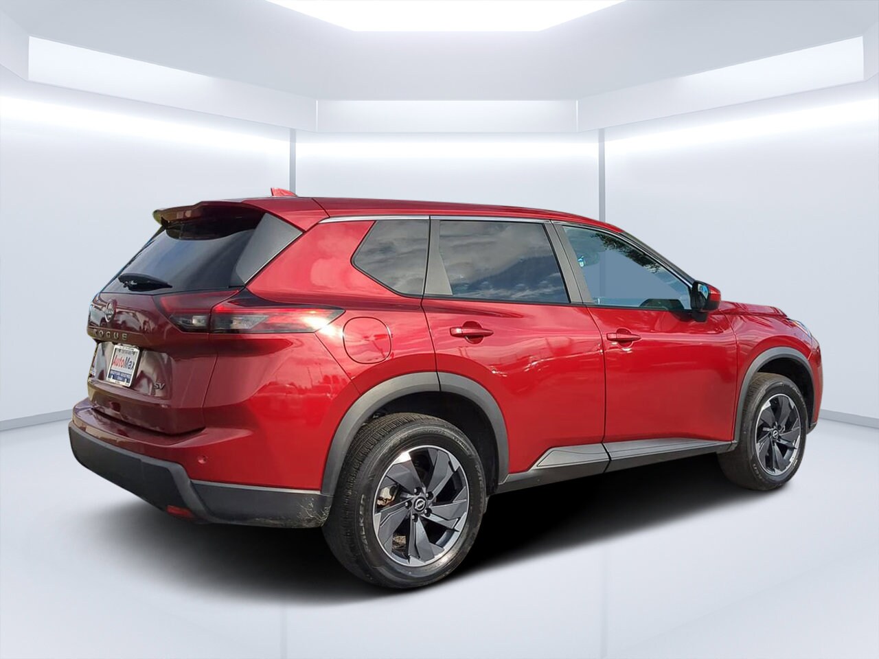 2024 Nissan Rogue SV photo 2