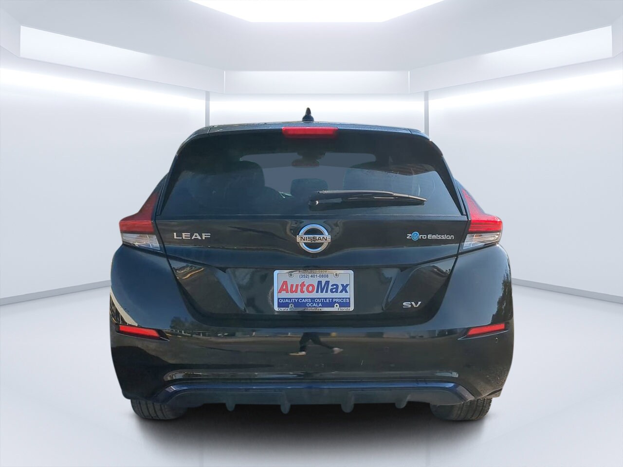 2022 Nissan Leaf SV photo 3