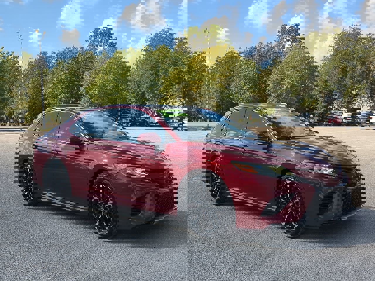 2018 Toyota Camry XSE photo 2