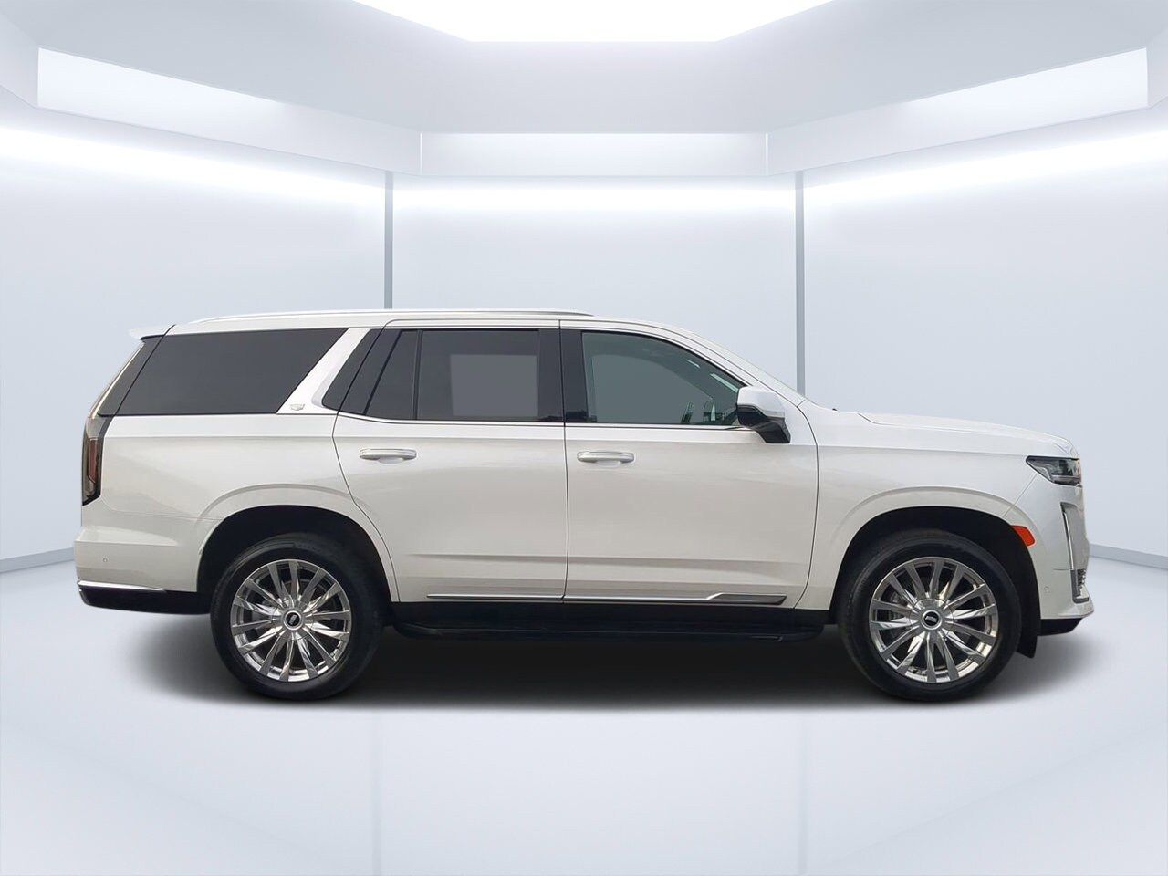 2023 Cadillac Escalade Premium Luxury photo 2