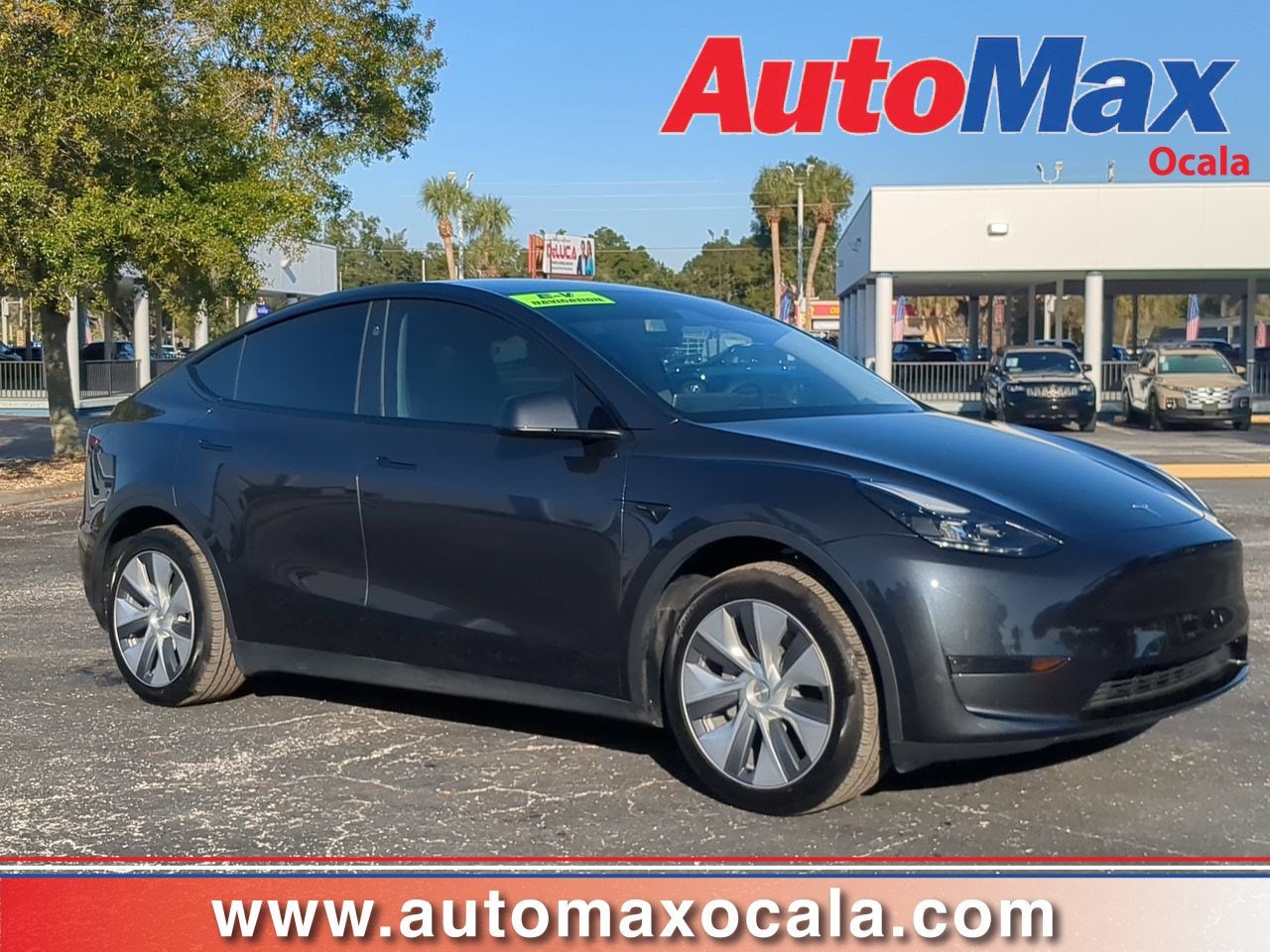 2024 Tesla Model Y Long Range's photo