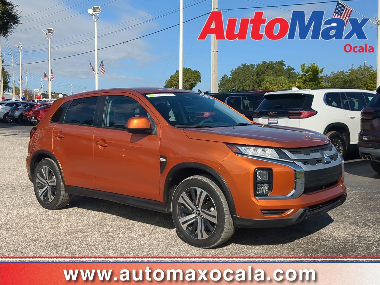 2023 Mitsubishi Outlander Sport ES's photo