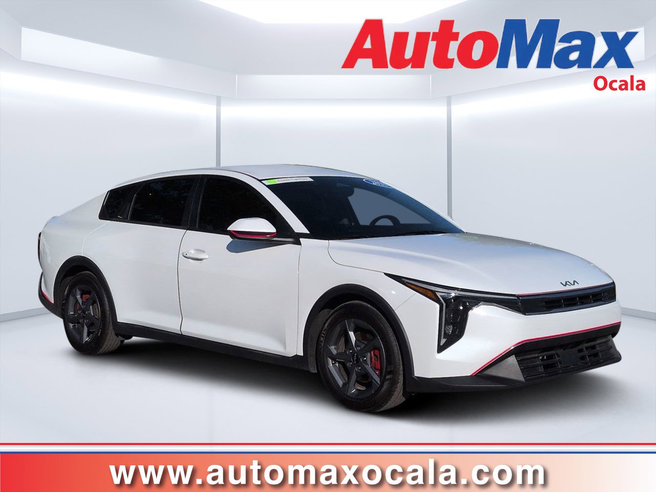 2025 Kia K4 LXS AT's photo