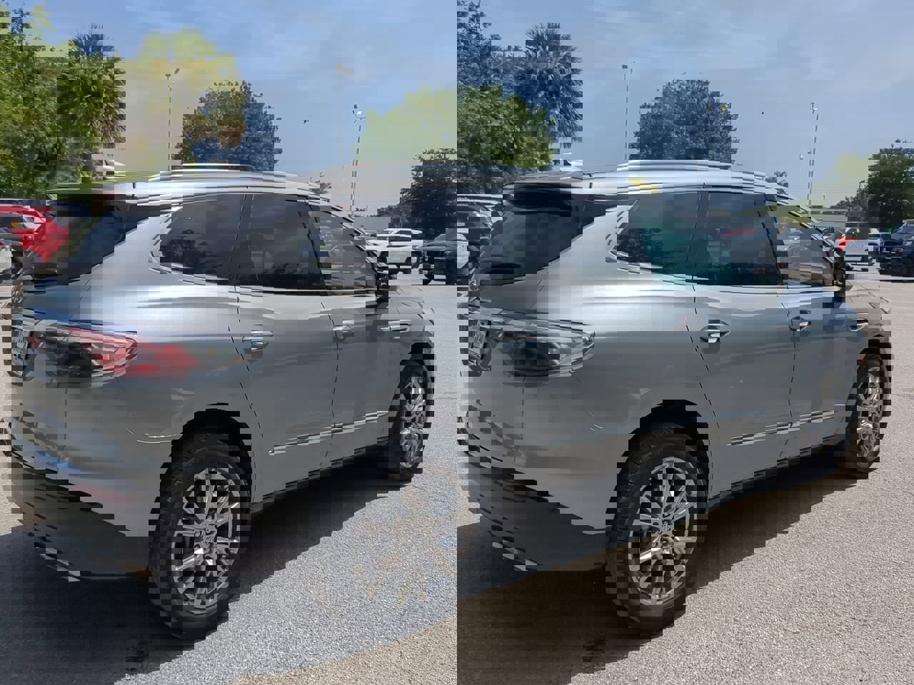 2023 Buick Enclave Essence photo 4