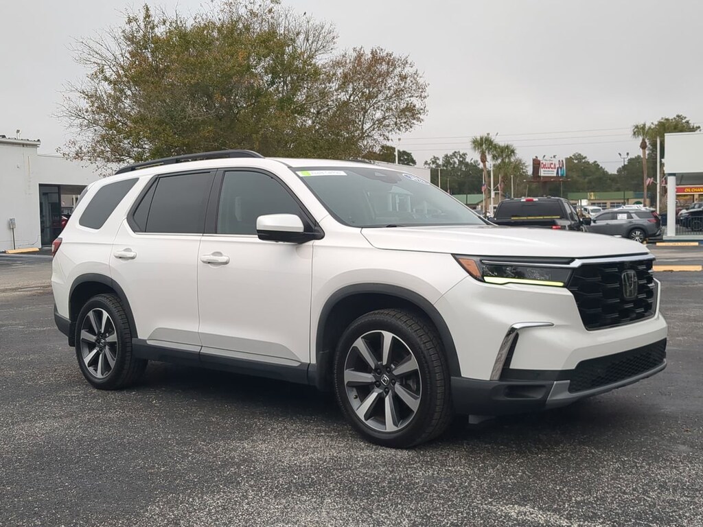 Used 2023 Honda Pilot Elite SUV