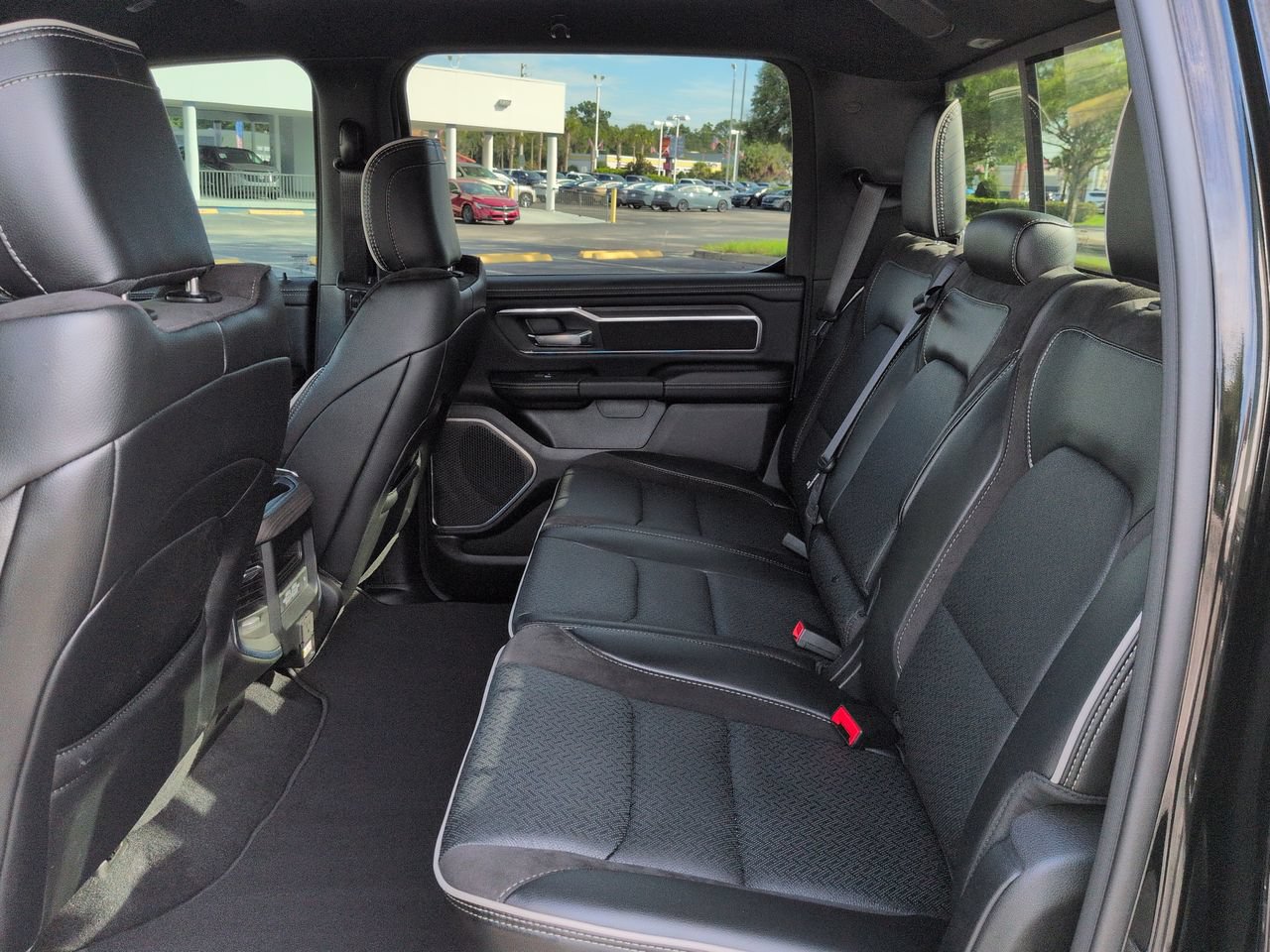 2026 RAM Ram 1500 Pickup Laramie - Photo 13