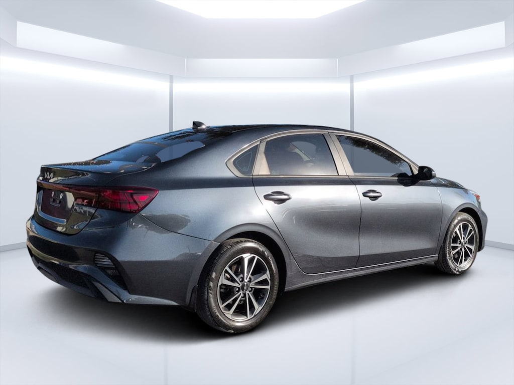 Used 2024 Kia Forte LXS Sedan