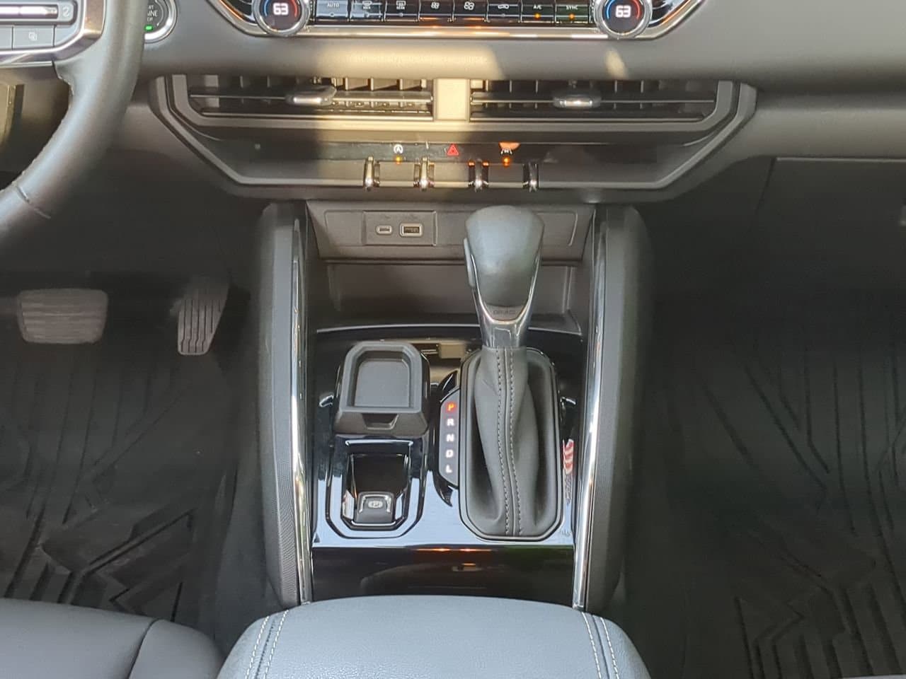 2024 GMC Canyon Elevation - Photo 18