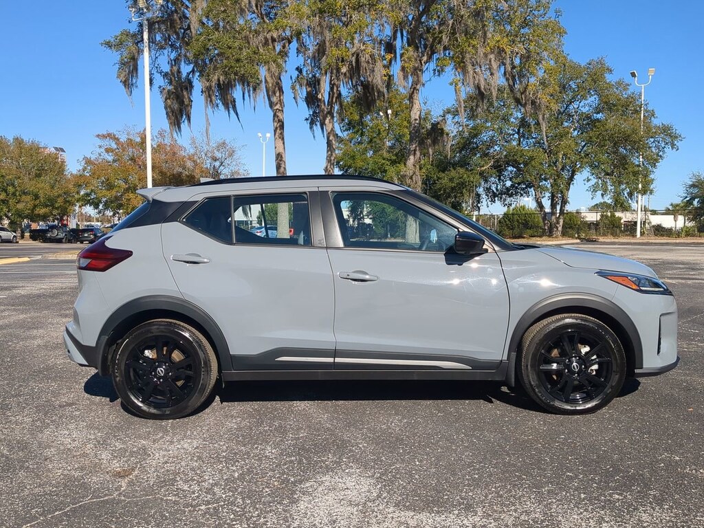 Used 2024 Nissan Kicks SR SUV