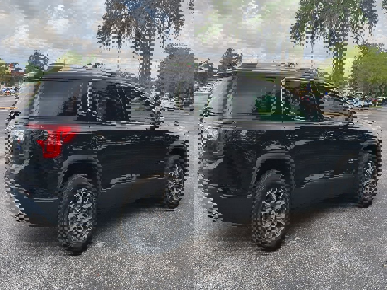 2023 Gmc Acadia SLE photo 4