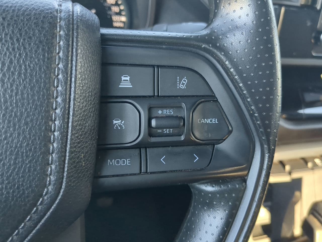 2025 Toyota Tundra SR5 - Photo 23