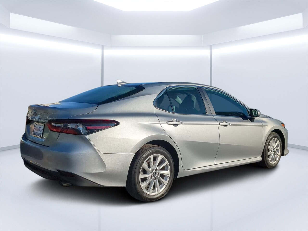 2024 Toyota Camry LE photo 2