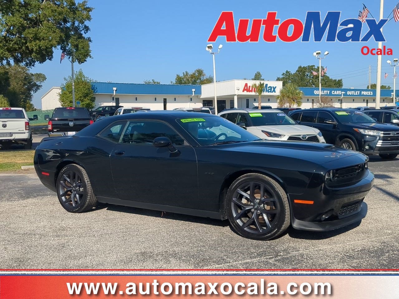 2023 Dodge Challenger R/T's photo
