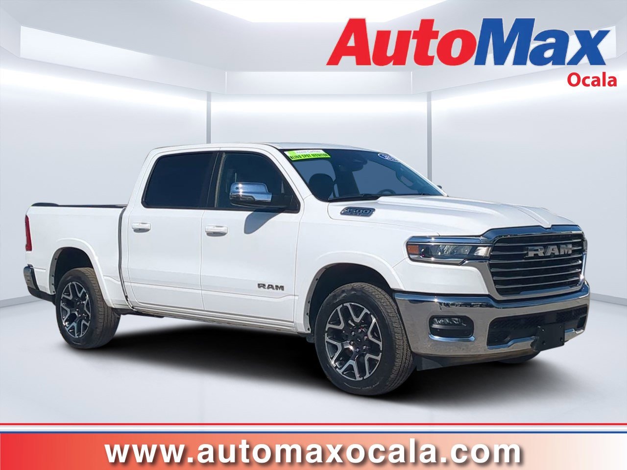 2025 RAM 1500 Laramie 4x4 Crew Cab 5'7's photo