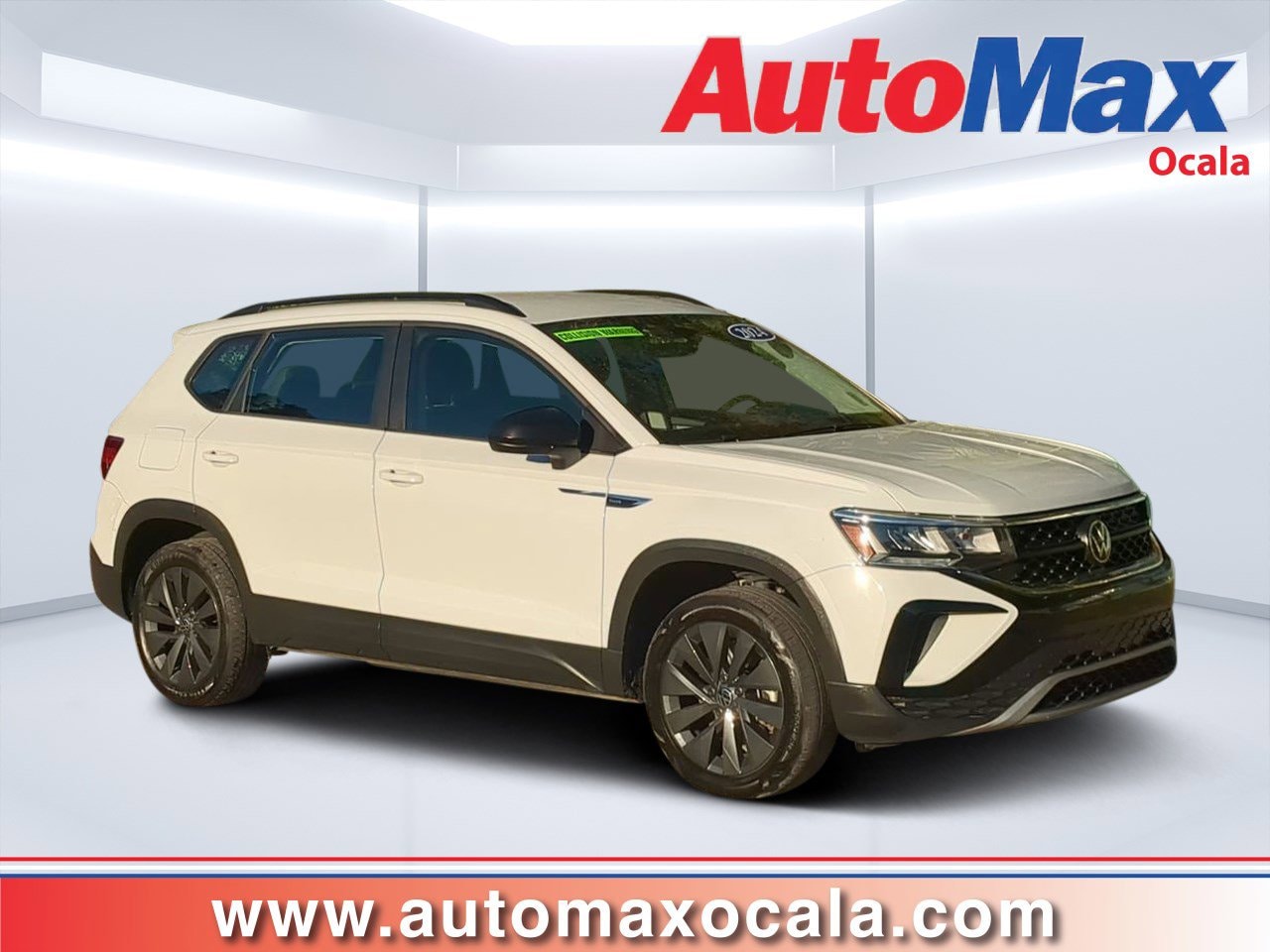 2024 Volkswagen Taos S's photo