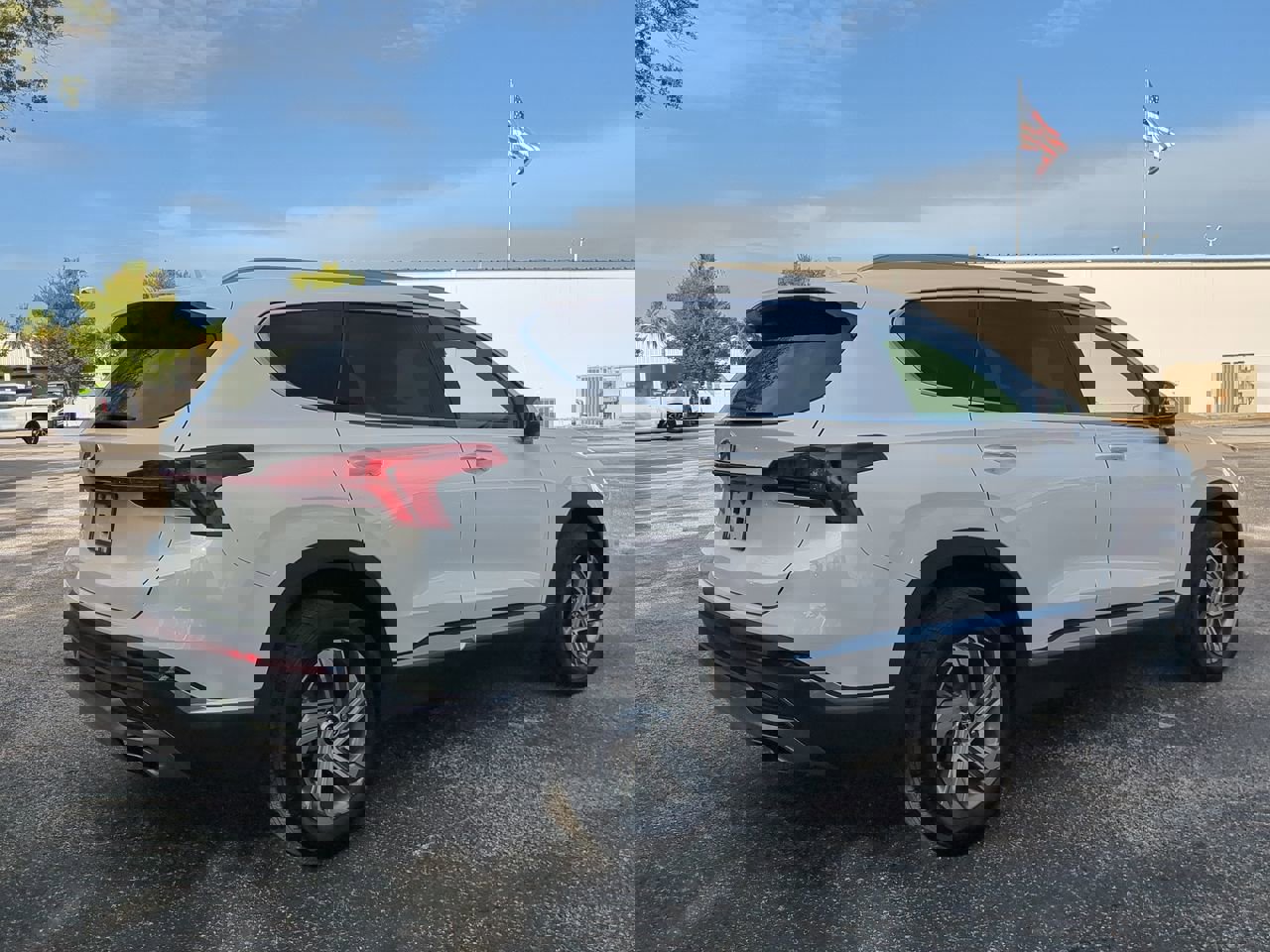 2021 Hyundai Santa Fe SEL Convenience photo 4