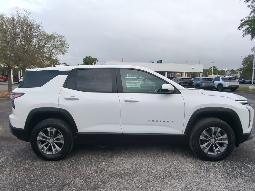Used 2025 Chevrolet Equinox FWD LT SUV