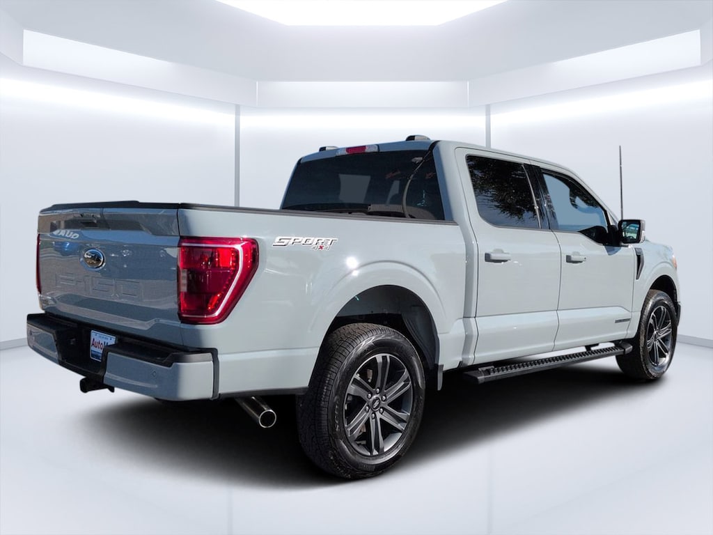Used 2023 Ford F-150 XLT Truck SuperCrew Cab
