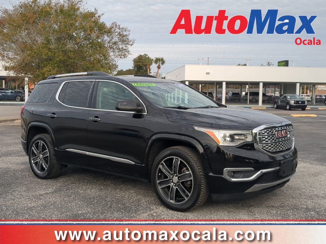 2017 GMC Acadia Denali's photo