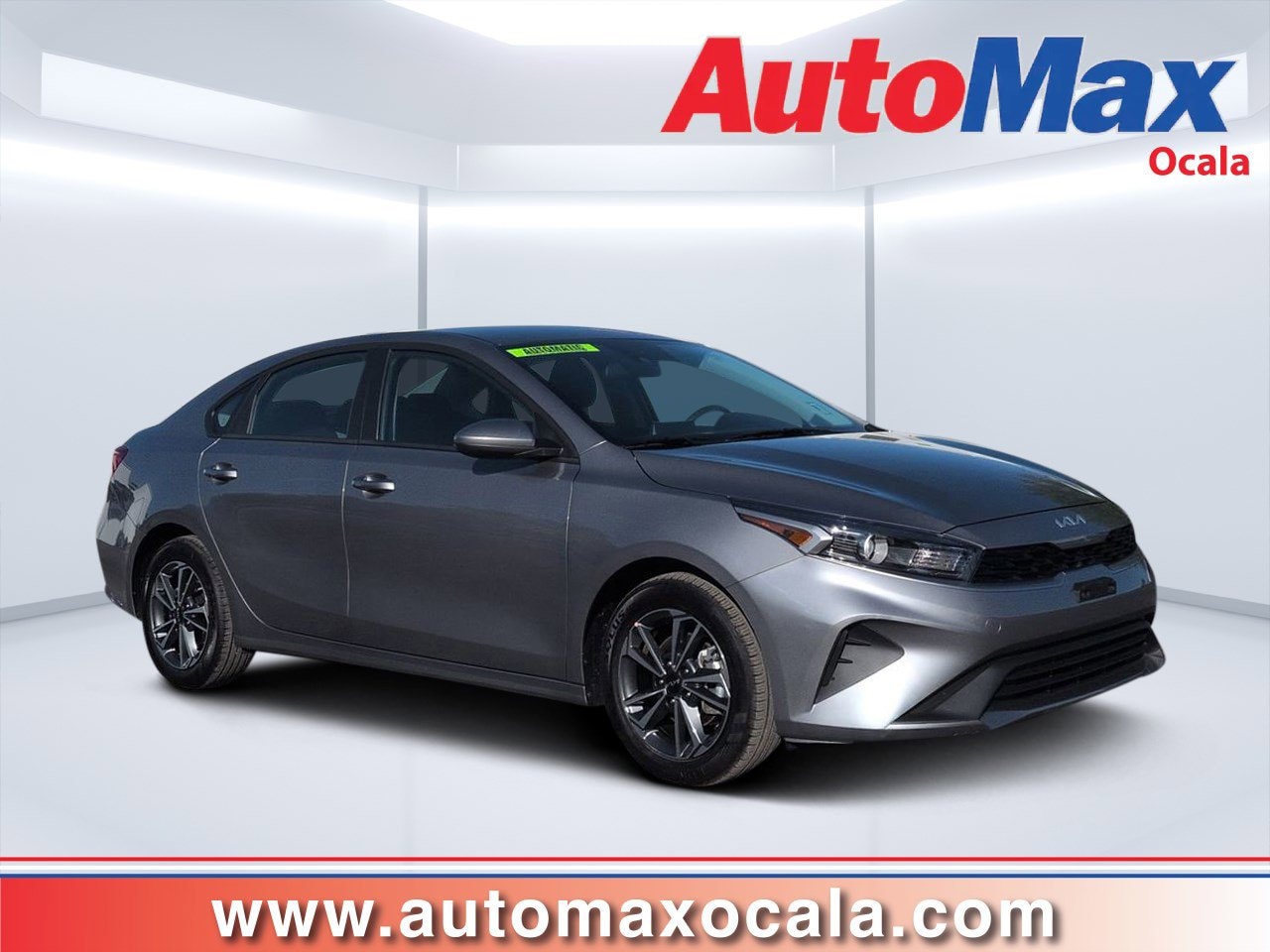 2024 Kia Forte LXS AT's photo