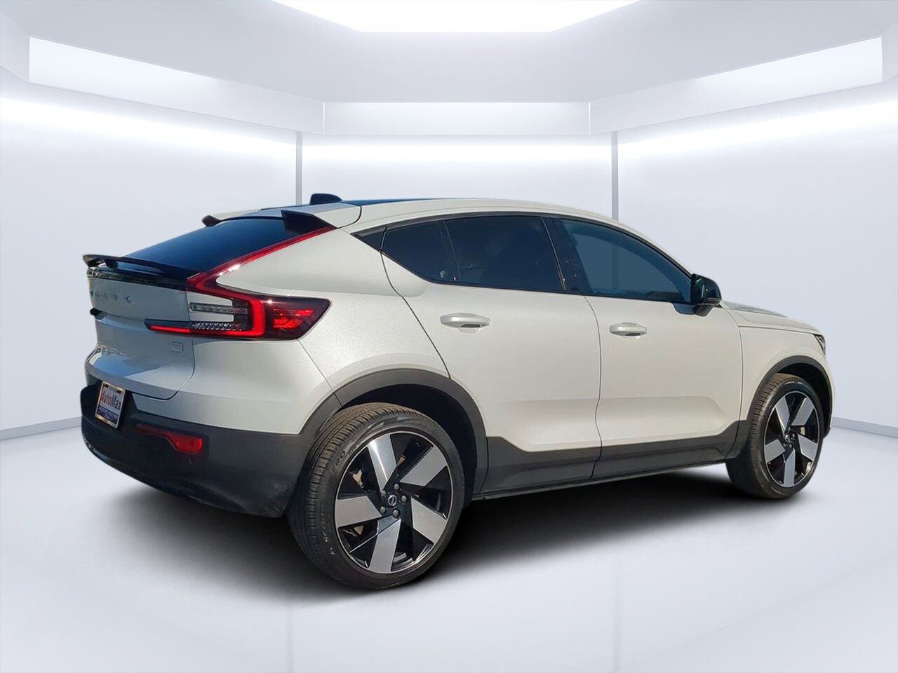 2023 Volvo C40 Recharge Ultimate photo 3
