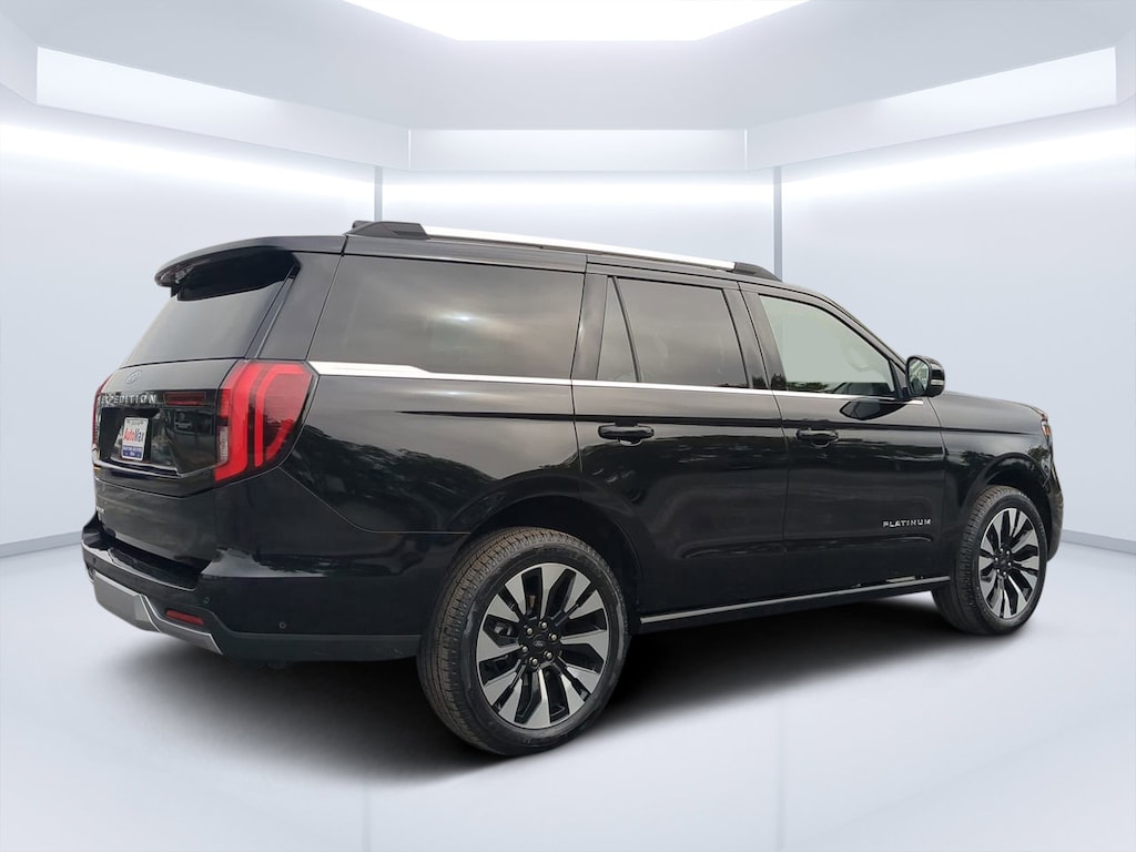Used 2025 Ford Expedition Platinum SUV