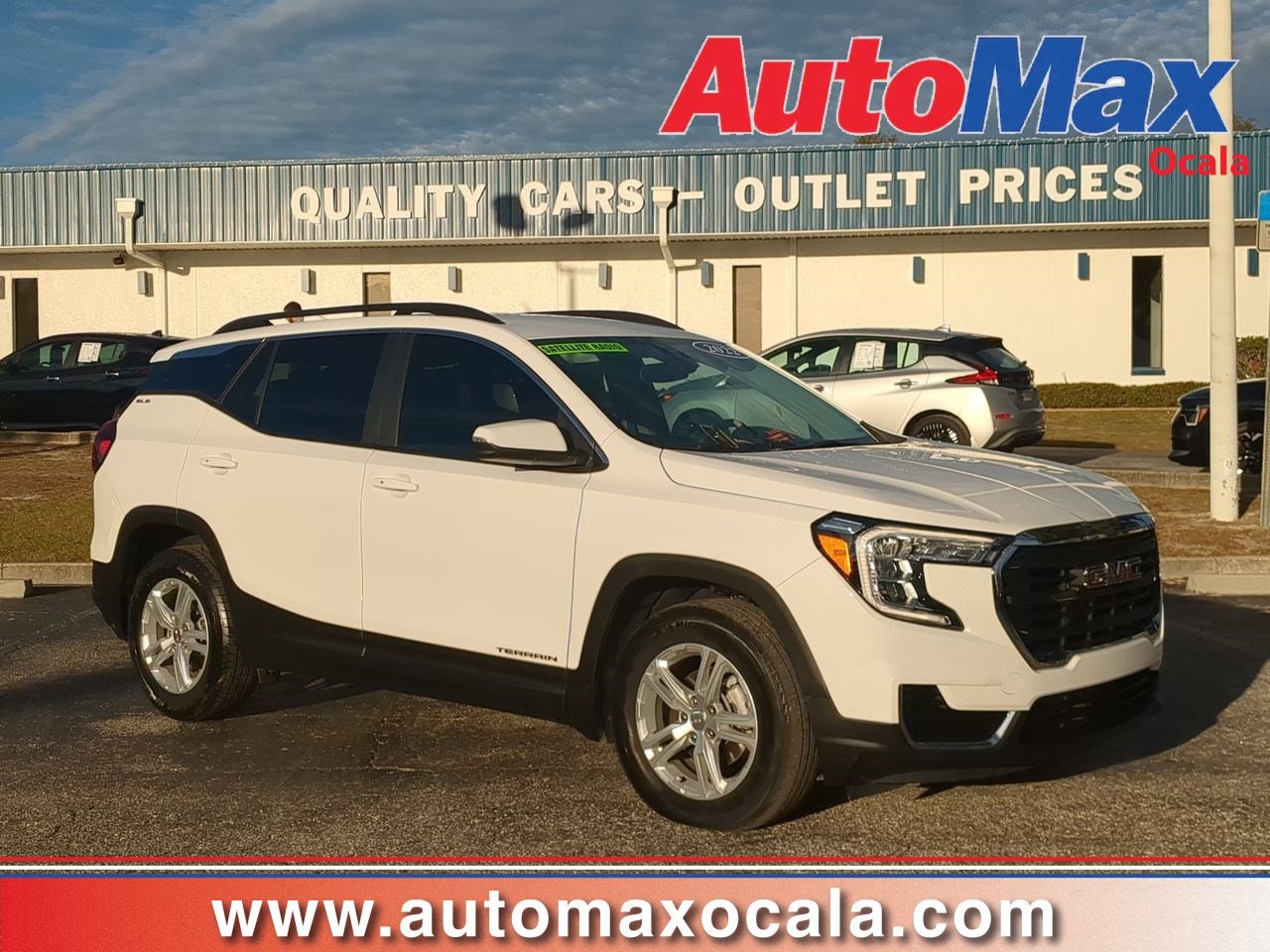 2022 GMC Terrain SLE's photo