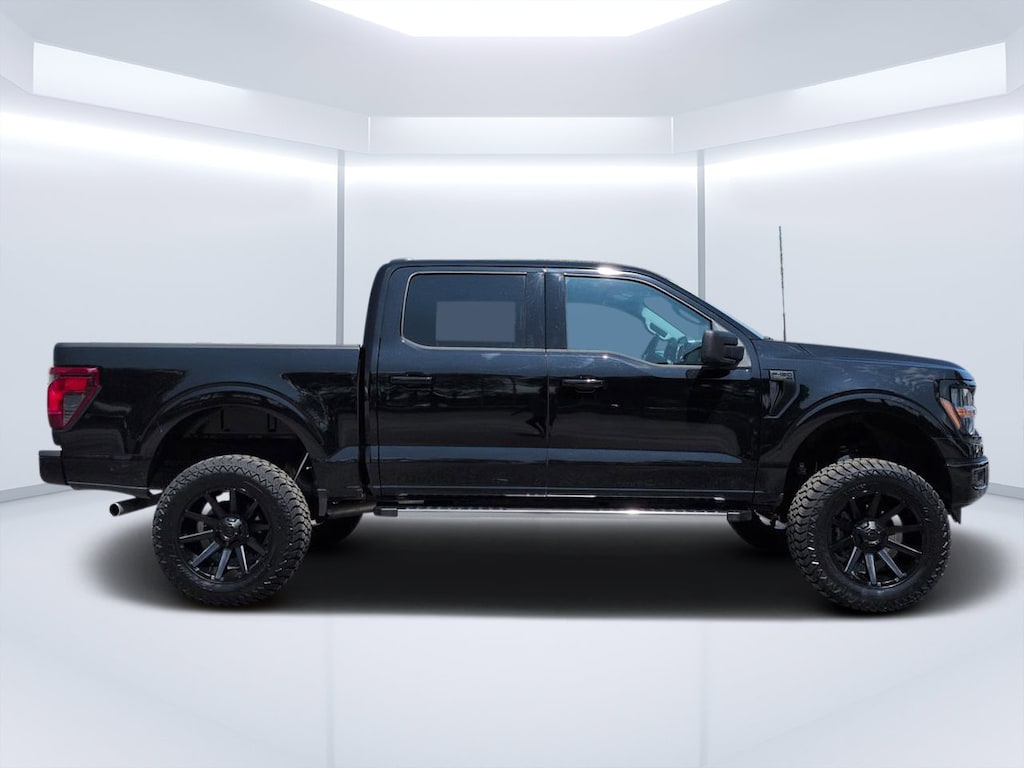 Used 2025 Ford F-150 XLT Truck SuperCrew Cab