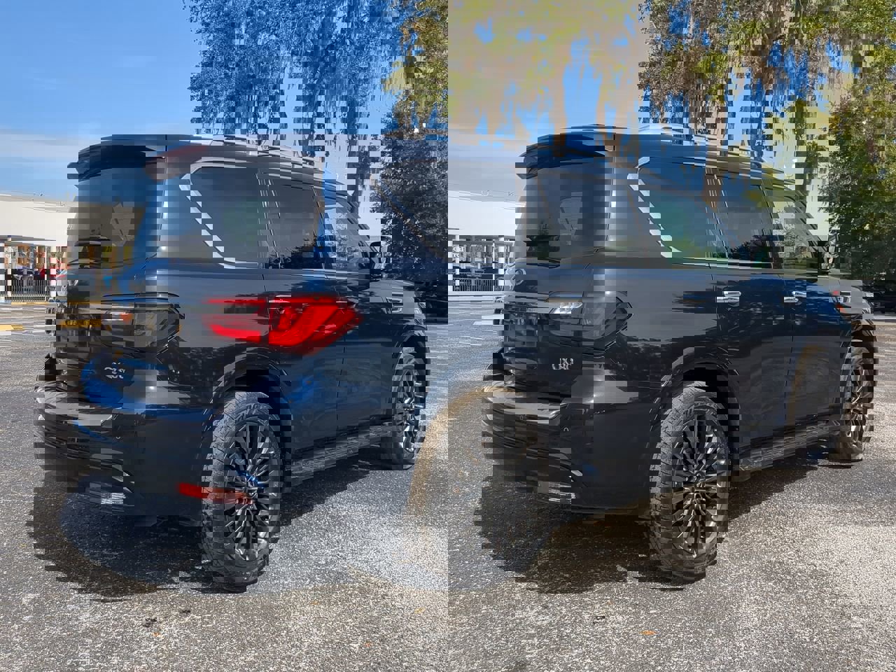 2024 Infiniti QX80 Premium Select photo 4