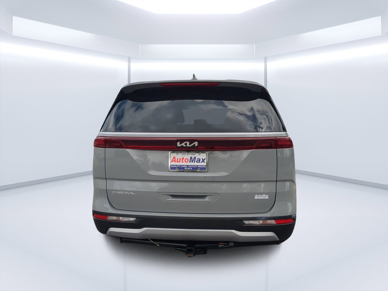 2024 Kia Carnival EX photo 3