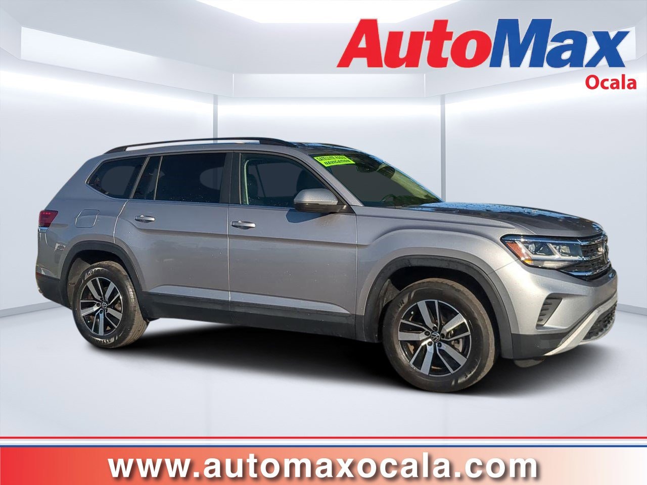 2022 Volkswagen Atlas SE's photo
