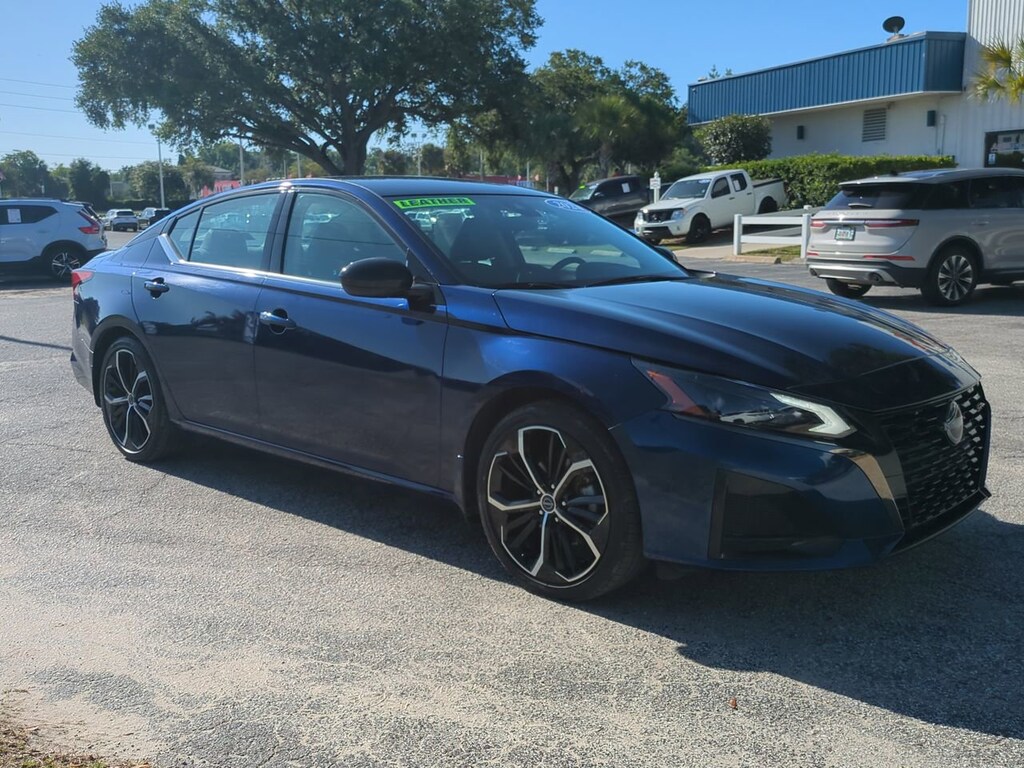 Used 2024 Nissan Altima 2.5 SR Sedan