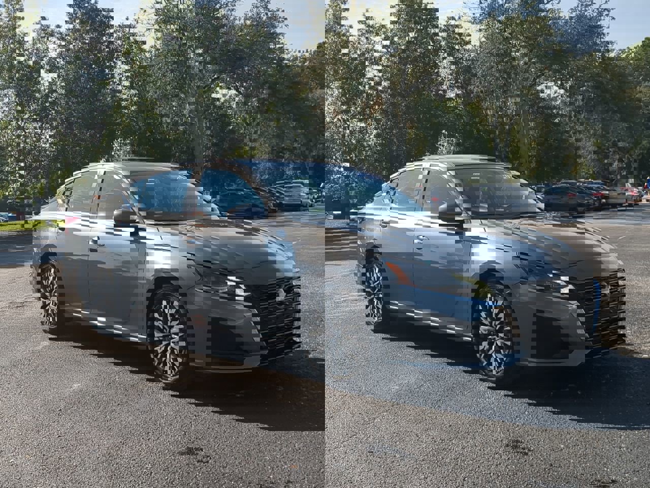 2023 Nissan Altima 2.5 SV photo 2